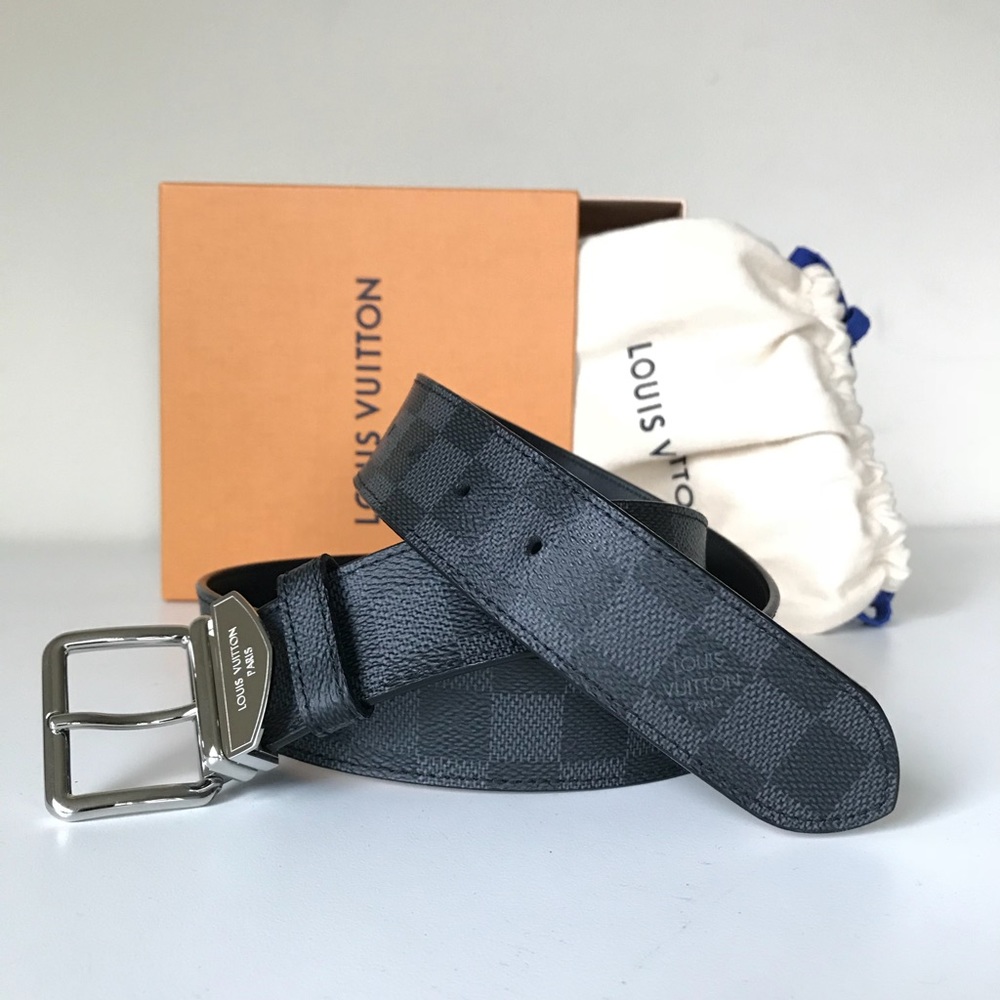 SOLD* Louis Vuitton Damier 35mm belt 💍